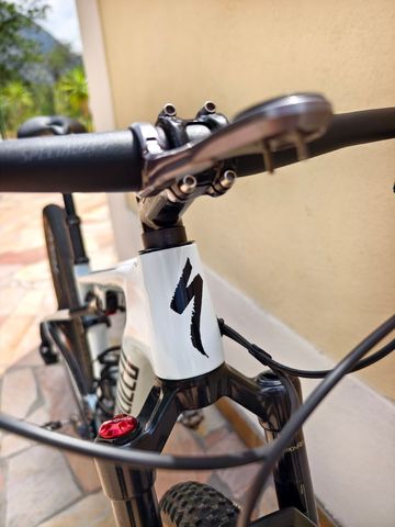 Used Specialized Epic Expert 2023 2023 Mountainbike, White, 29 — image 13 of 13
