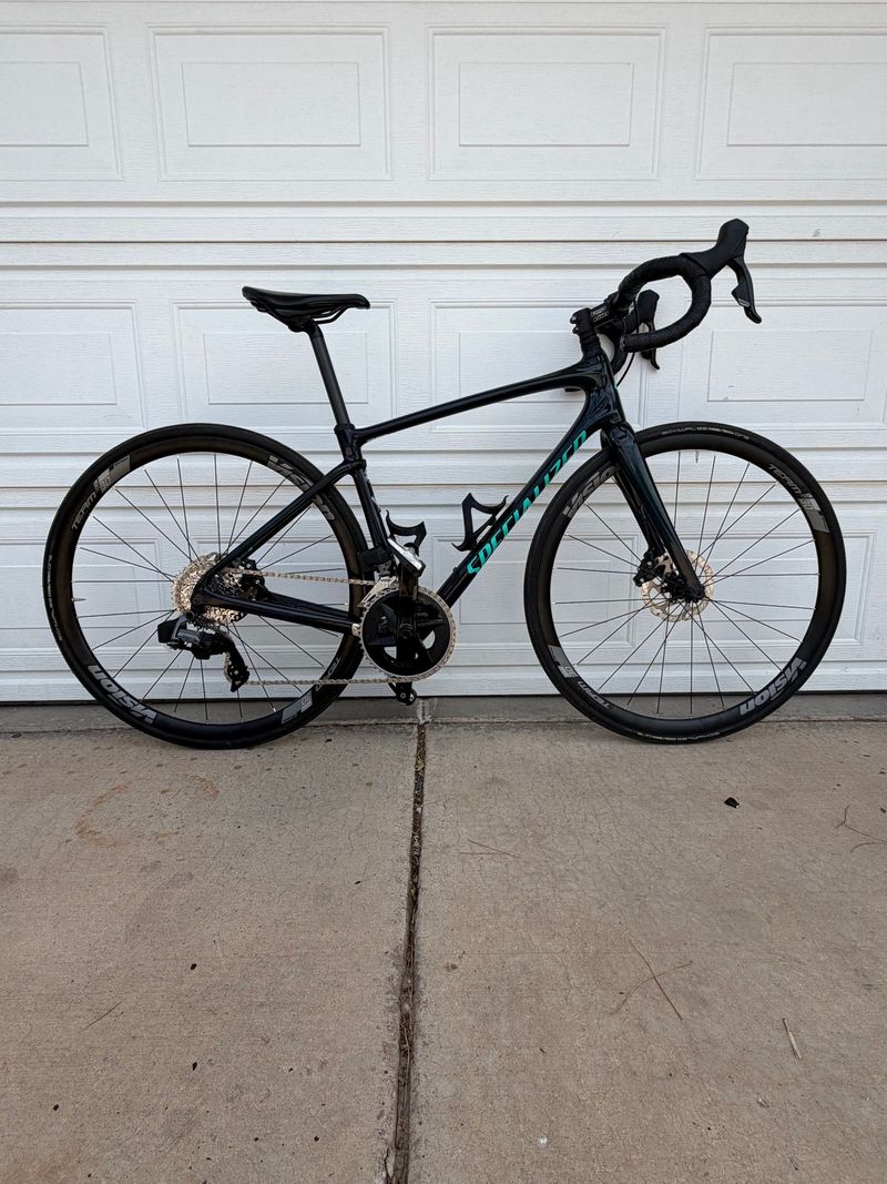 Used Specialized Ruby with sram rival 2019 Road & Gravel