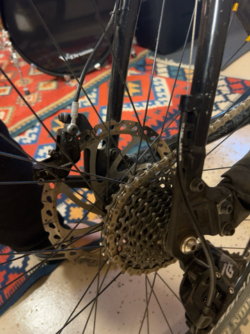 Used Kona Stinky 24 2012 2012 Mountainbike, Black, 24 — image 6 of 10