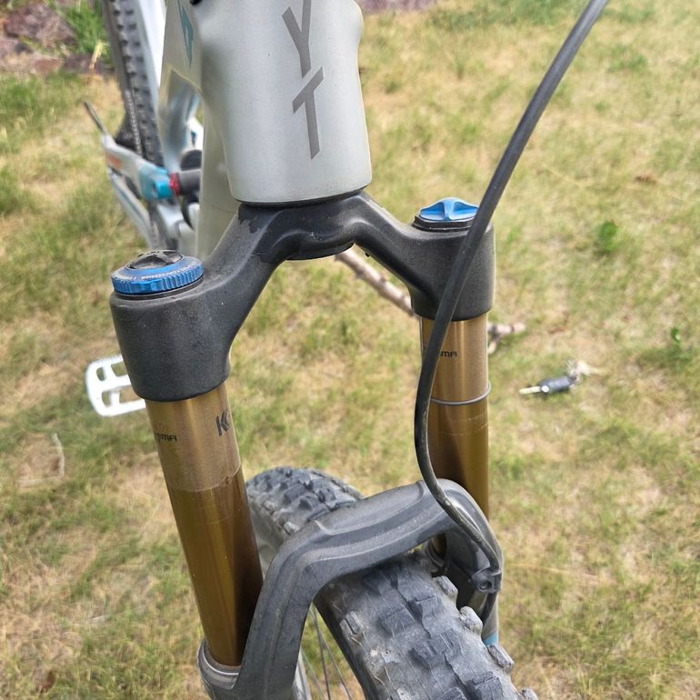 Used YT Custom Shimano XTR 2019 Mountainbike, Light Gray — image 37 of 37