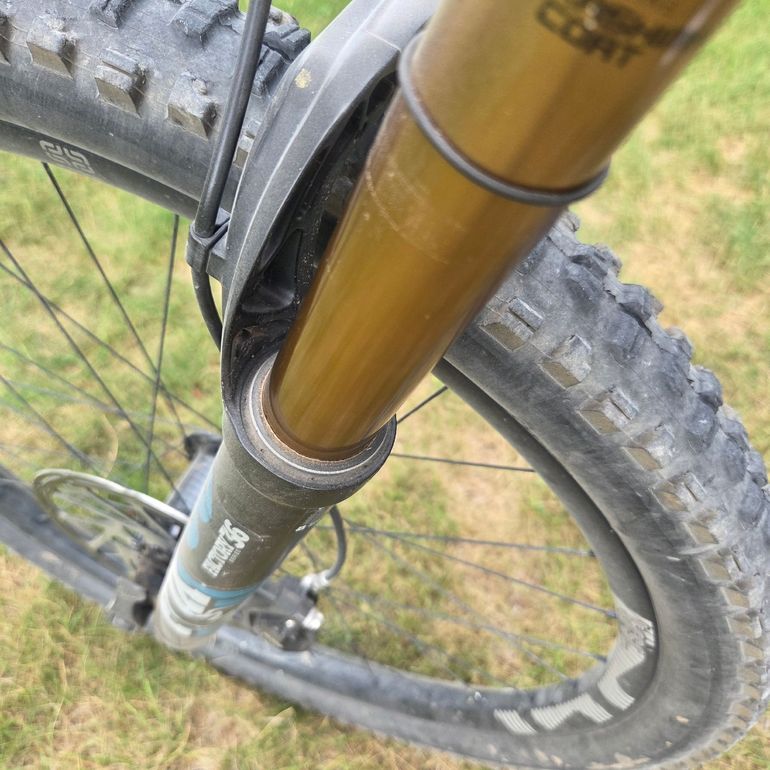 Used YT Custom Shimano XTR 2019 Mountainbike, Light Gray — image 33 of 37