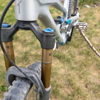 Used YT Custom Shimano XTR 2019 Mountainbike, Light Gray — image 36 of 37