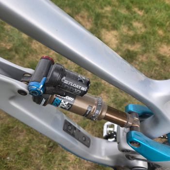 Used YT Custom Shimano XTR 2019 Mountainbike, Light Gray — image 35 of 37