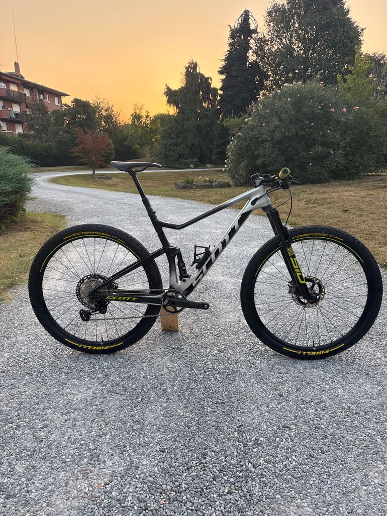 Scott spark RC shimano xtr 2021 2021 Mountainbike de segunda mano, Negro — imagen 1 de 8