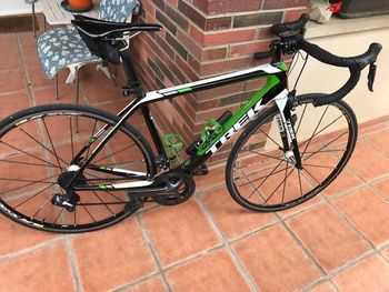 Trek Madone 7 2015 Road & Gravel usato, Verde — immagine 10 di 12