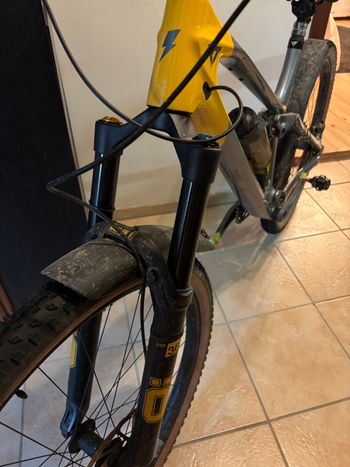 Brugt YT Industries Izzo UNCAGED 11 29 2023 2023 Mountainbike — billede 4 af 4
