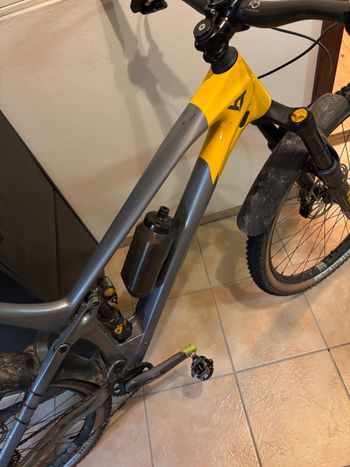 Brugt YT Industries Izzo UNCAGED 11 29 2023 2023 Mountainbike — billede 2 af 4