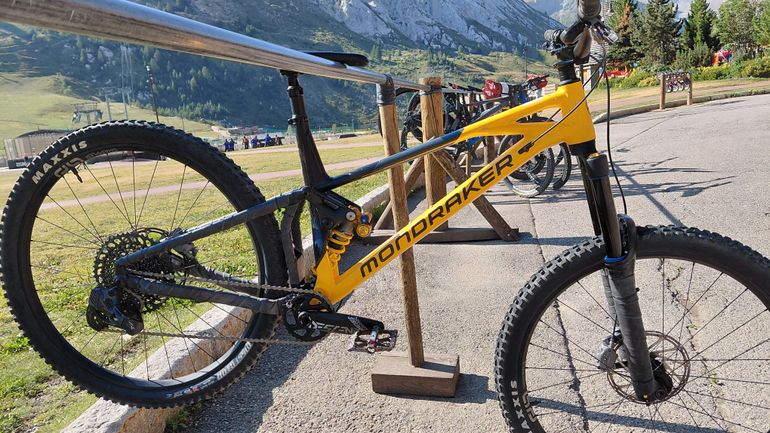 Brugt Mondraker SUPERFOXY XR 2024 2024 Mountainbike — billede 2 af 7