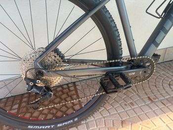 Used CUBE Shimano Deore 2022 Mountainbike, Light Gray — image 3 of 8