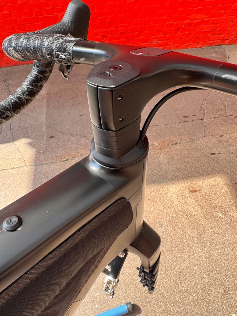 Canyon Grail CFR XPLR 2025 Frameset 2025 Road & Gravel usato, Viola — immagine 8 di 12