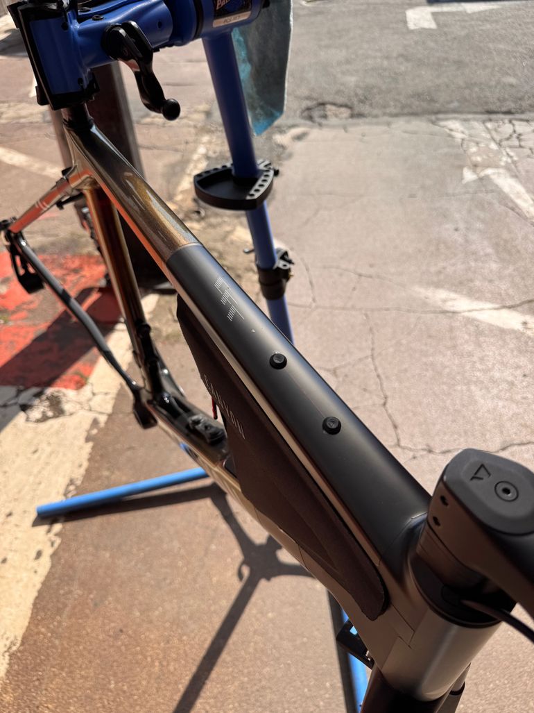 Canyon Grail CFR XPLR 2025 Frameset 2025 Road & Gravel usato, Viola — immagine 7 di 12