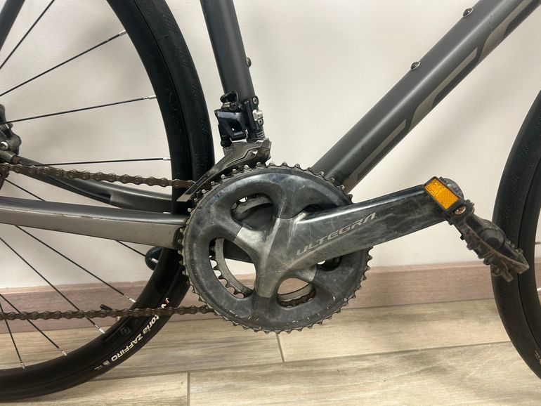 Käytetty Scott Addict 10 disc 2021 2021 Road & Gravel — kuva 3 / 4