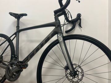 Used Scott Addict 10 disc 2021 2021 Road & Gravel, Black — image 4 of 4