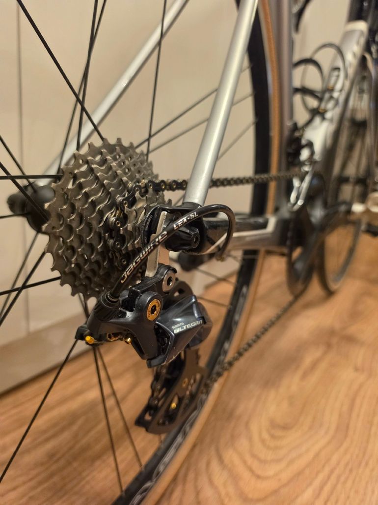 Used Cervélo RS Shimano Ultegra 2011 Road & Gravel, Light Gray — image 3 of 17