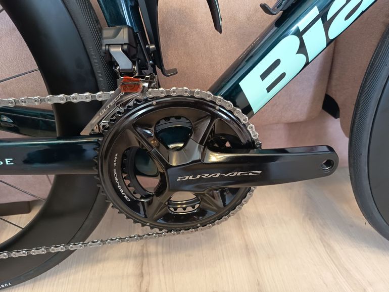 Used Bianchi Oltre Shimano Ultegra Di2 2026 Road & Gravel, Green — image 6 of 14