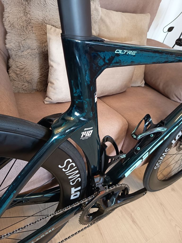 Used Bianchi Oltre Shimano Ultegra Di2 2026 Road & Gravel, Green — image 3 of 14