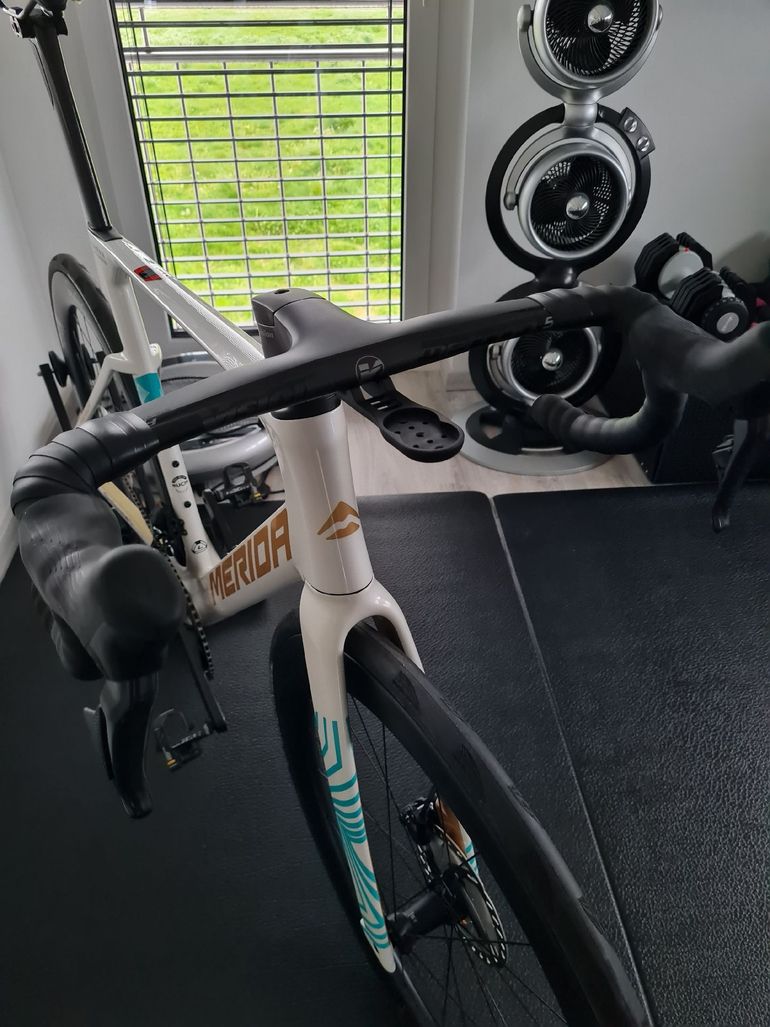 Used Merida Reacto Team Pearl Di2/Powermeter 2024 Road & Gravel, White — image 10 of 14
