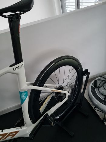 Used Merida Reacto Team Pearl Di2/Powermeter 2024 Road & Gravel, White — image 12 of 14