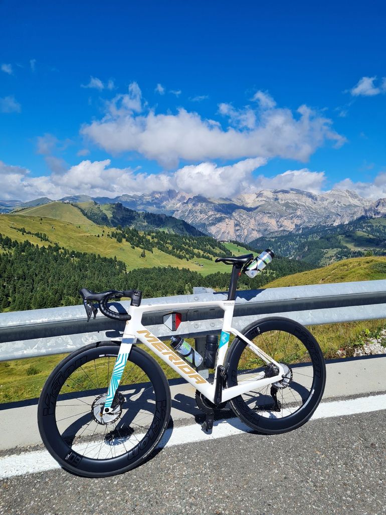 Used Merida Reacto Team Pearl Di2/Powermeter 2024 Road & Gravel, White — image 2 of 14