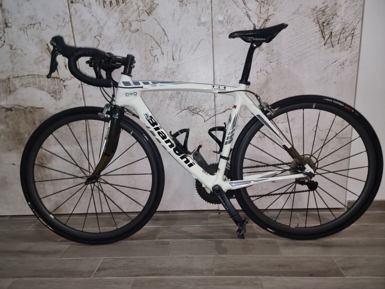 Brugt Bianchi 928 Carbon C2C 2011 Road & Gravel — billede 2 af 4