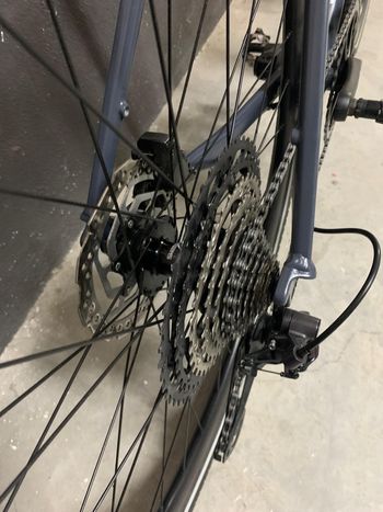 Tweedehands CANYON Roadlite 7 Shimano Deore XT 2023 Road & Gravel — afbeelding 8 van 12