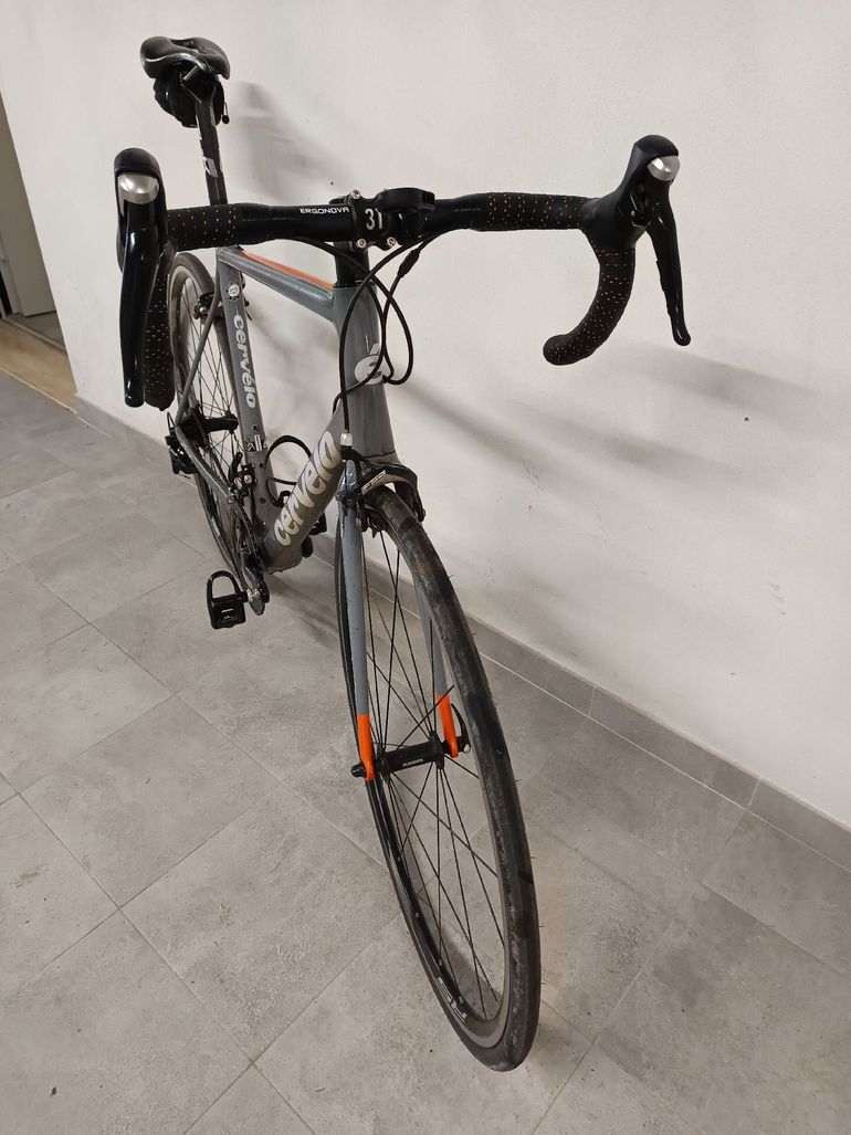 Used Cervélo R2 Shimano 105 2018 Road & Gravel, Light Gray — image 3 of 3