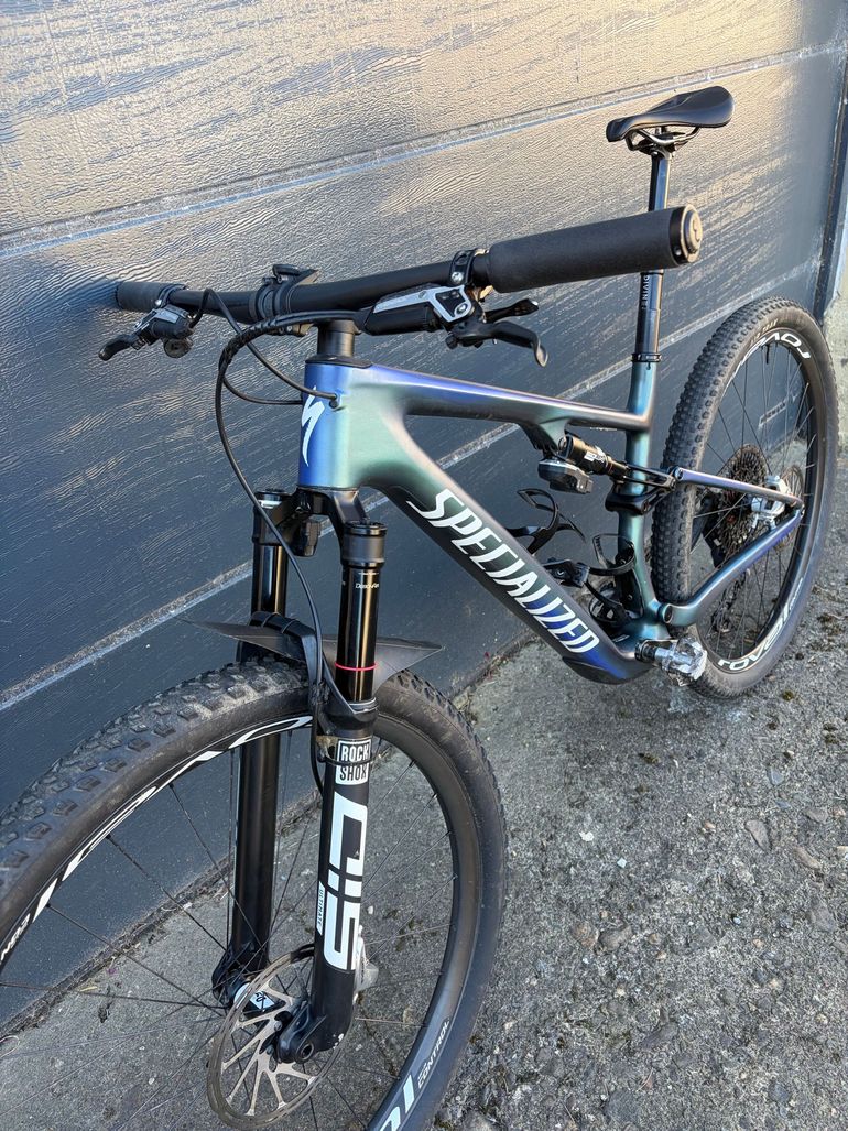 Gebrauchtes Specialized Epic 8 Pro 2025 2025 Mountainbike, Grün, 29 — Bild 2 von 10