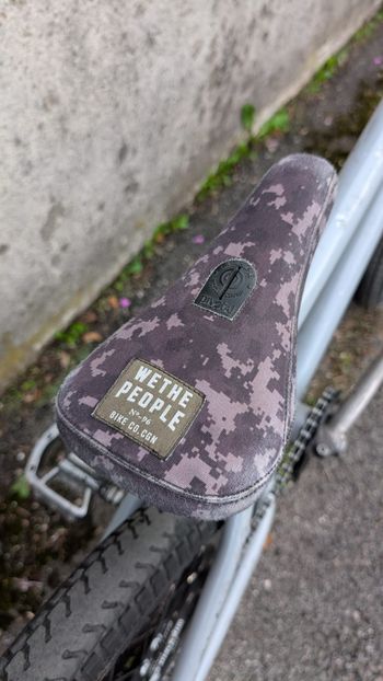 Wethepeople Custom 2021 Urban usato, Grigio chiaro — immagine 4 di 8