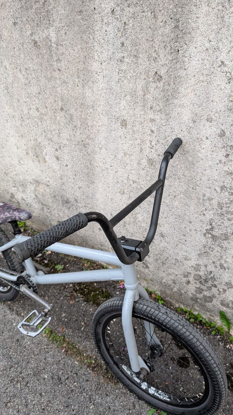 Wethepeople Custom 2021 Urban usato, Grigio chiaro — immagine 3 di 8