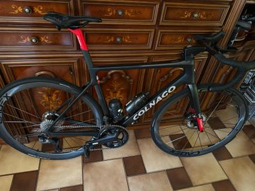 Used Colnago V4Rs Disc Ultegra Di2 8100 w/Fulcrum Racing Wind 400 Wheels 2024 2024 Road & Gravel