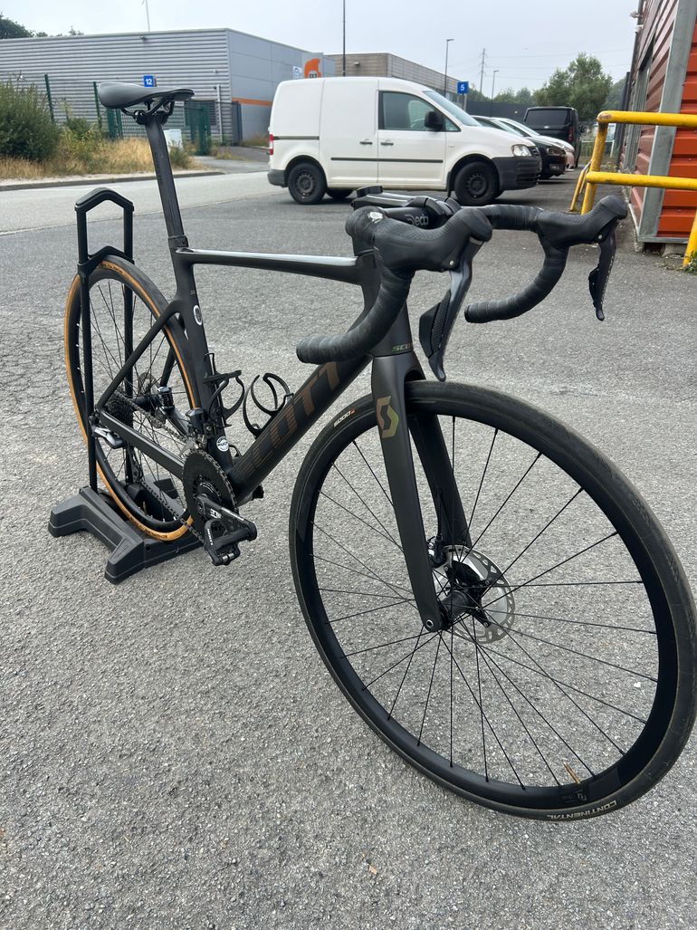 Brugt Scott Addict RC 30 2022 2022 Road & Gravel — billede 3 af 3