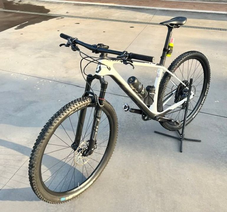 Scott Scale RC 900 Team 2021 2021 Mountainbike usato, Bianco — immagine 3 di 3