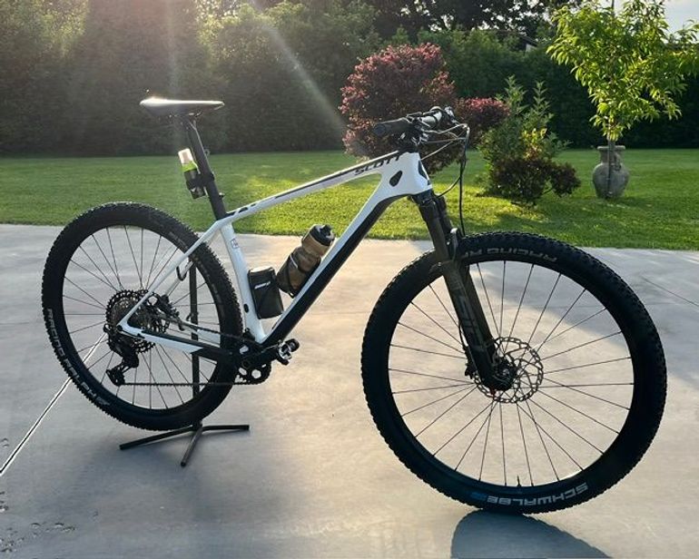 Scott Scale RC 900 Team 2021 2021 Mountainbike usato, Bianco — immagine 2 di 3