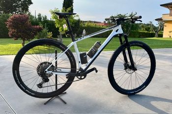 Scott Scale RC 900 Team 2021 2021 Mountainbike usato, Bianco — immagine 1 di 3
