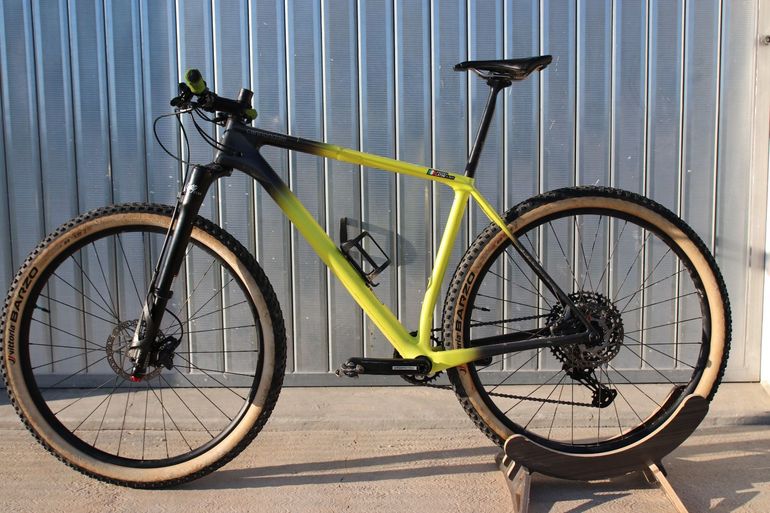 Brugt Cannondale F-Si Carbon 3 2021 2021 Mountainbike — billede 2 af 14
