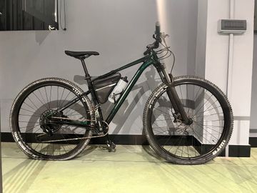 Käytetty Cannondale Trail SE 2 2021 2021 MTB