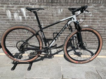 Stevens Sonora ES 2025 2025 Mountainbike de segunda mano, Gris claro — imagen 1 de 3