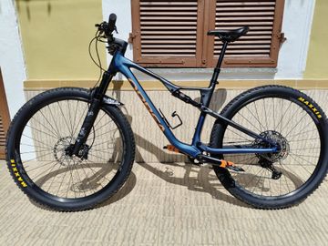 Gebrauchtes Orbea OIZ H30 2023 2023 Mountainbike, Blau — Bild 2 von 5
