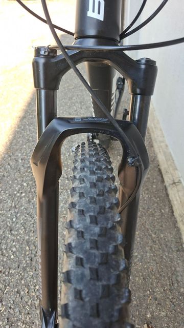 Used BMC Twostroke 01 FIVE 2023 2023 Mountainbike, Black, 29 — image 8 of 16