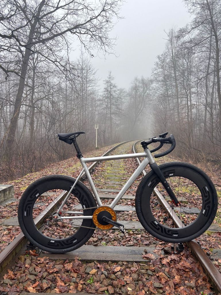 Brugt Fixe GRAVEL FIXED GEAR 2025 Road & Gravel — billede 3 af 4