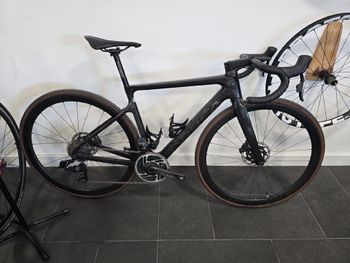 Brugt Orbea Orca SRAM Force eTap AXS 2023 Road & Gravel — billede 2 af 5