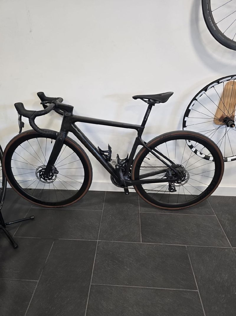 Używany Orbea Orca SRAM Force eTap AXS 2023 Road & Gravel