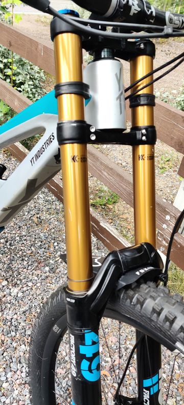 Brugt YT Industries TUES 27 CF Pro Race 2019 2019 Mountainbike — billede 6 af 13