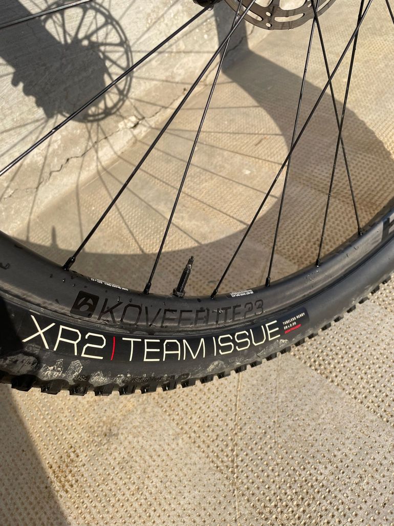 Trek Procaliber 9.7 2023 2023 Mountainbike usato, Arancione — immagine 6 di 6