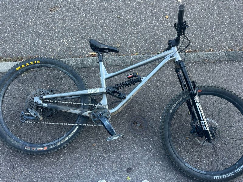 Used Commencal CLASH RACE 2021 2021 MTB
