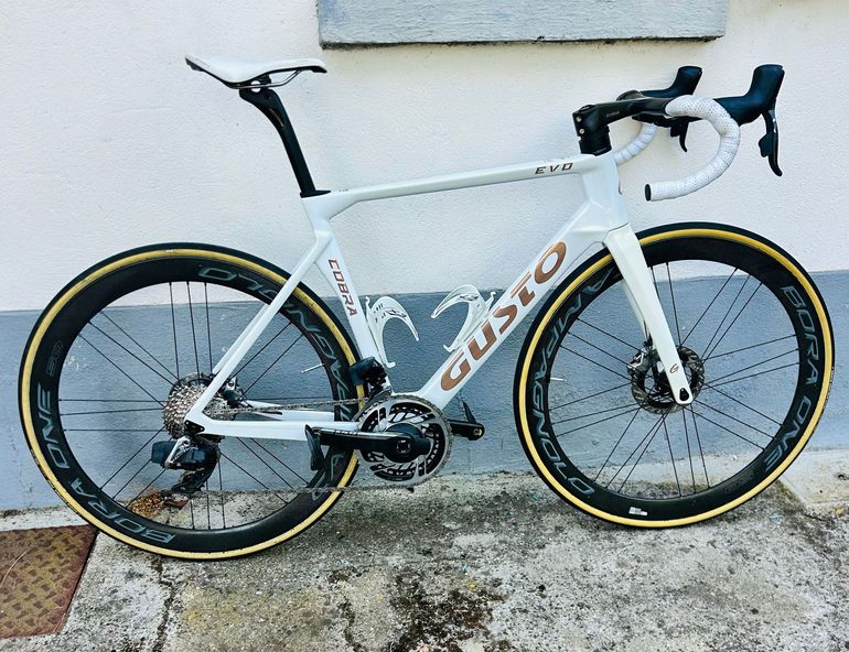 Käytetty Gusto Custom SRAM Red eTap AXS 2024 Road & Gravel — kuva 1 / 5
