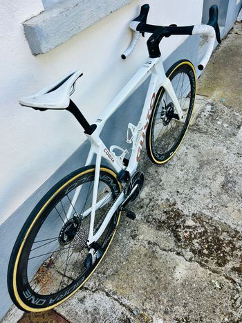 Käytetty Gusto Custom SRAM Red eTap AXS 2024 Road & Gravel — kuva 3 / 5