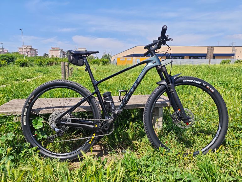 Giant XTC, Advanced 29 3 2021 2021 Mountainbike usato, Nero — immagine 1 di 15