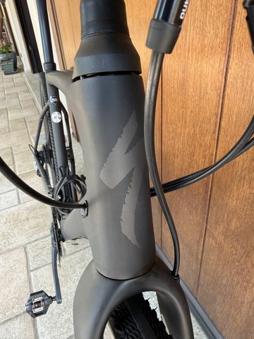 Specialized Diverge Comp Carbon 2021 2021 Road & Gravel usato, Nero — immagine 4 di 6