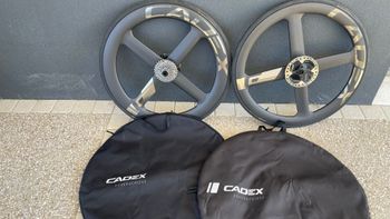 Used Cadex Custom Shimano Dura Ace Di2 2024 Road & Gravel, Light Gray — image 13 of 16